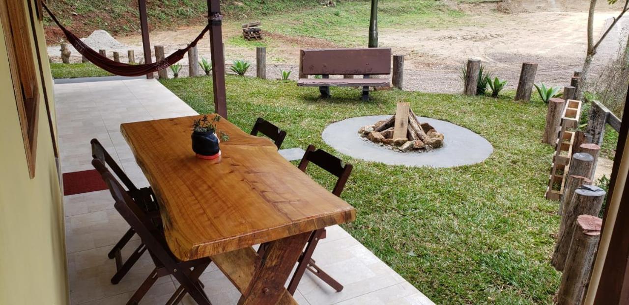 Cabana Da Montanha - Sitio Pasangas Santo Antonio do Pinhal Ngoại thất bức ảnh